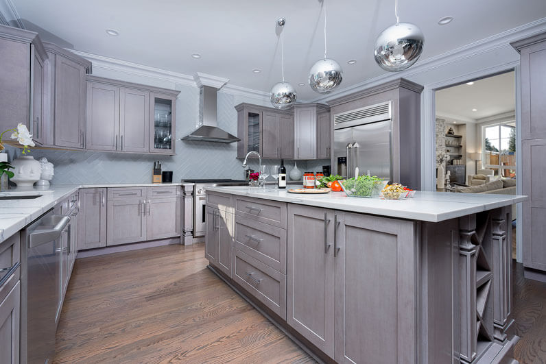 Spielmaker Cabinets and Countertops congraulates Fabuwood for being named a top cabinet brand in the country by Kitchen and Bath Business readers.